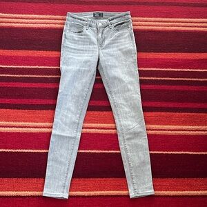 Abercrombie & Fitch Skinny Jeans Grey size 24